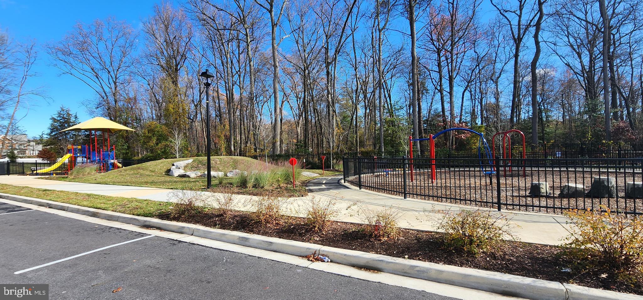 GLENN DALE CROSSING - Residential Lease