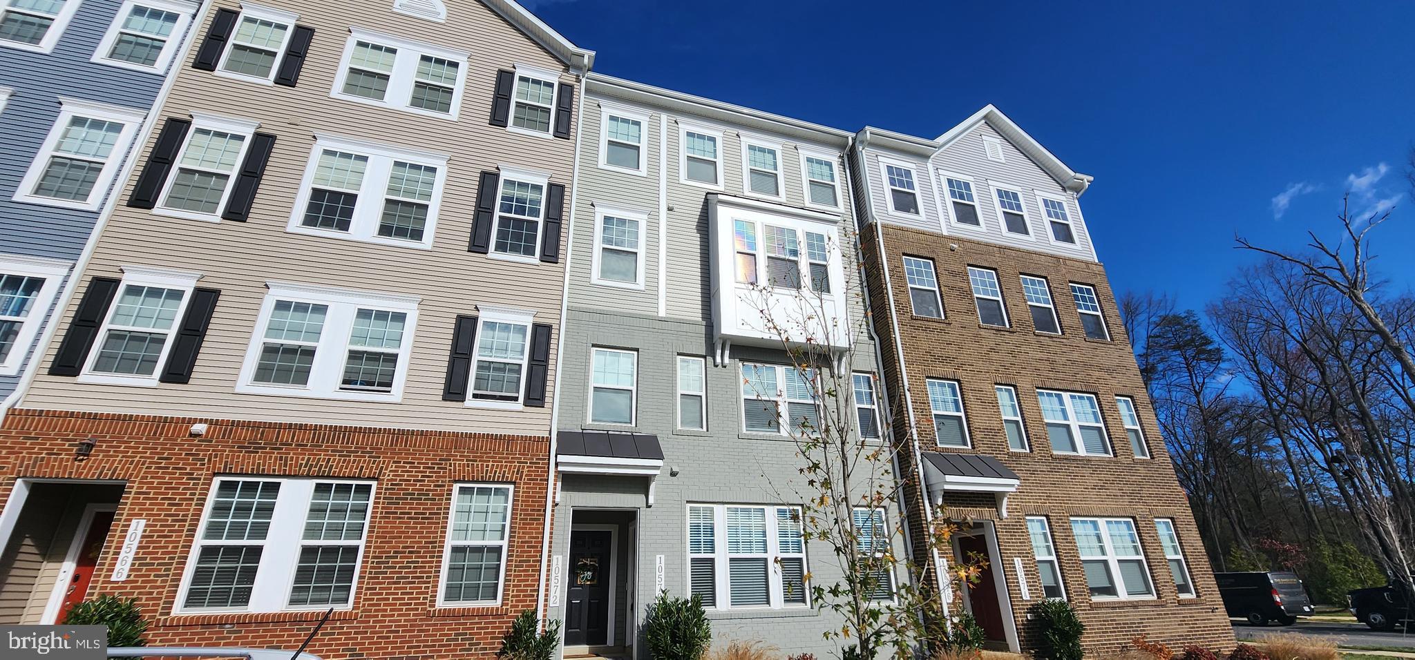 GLENN DALE CROSSING - Residential Lease