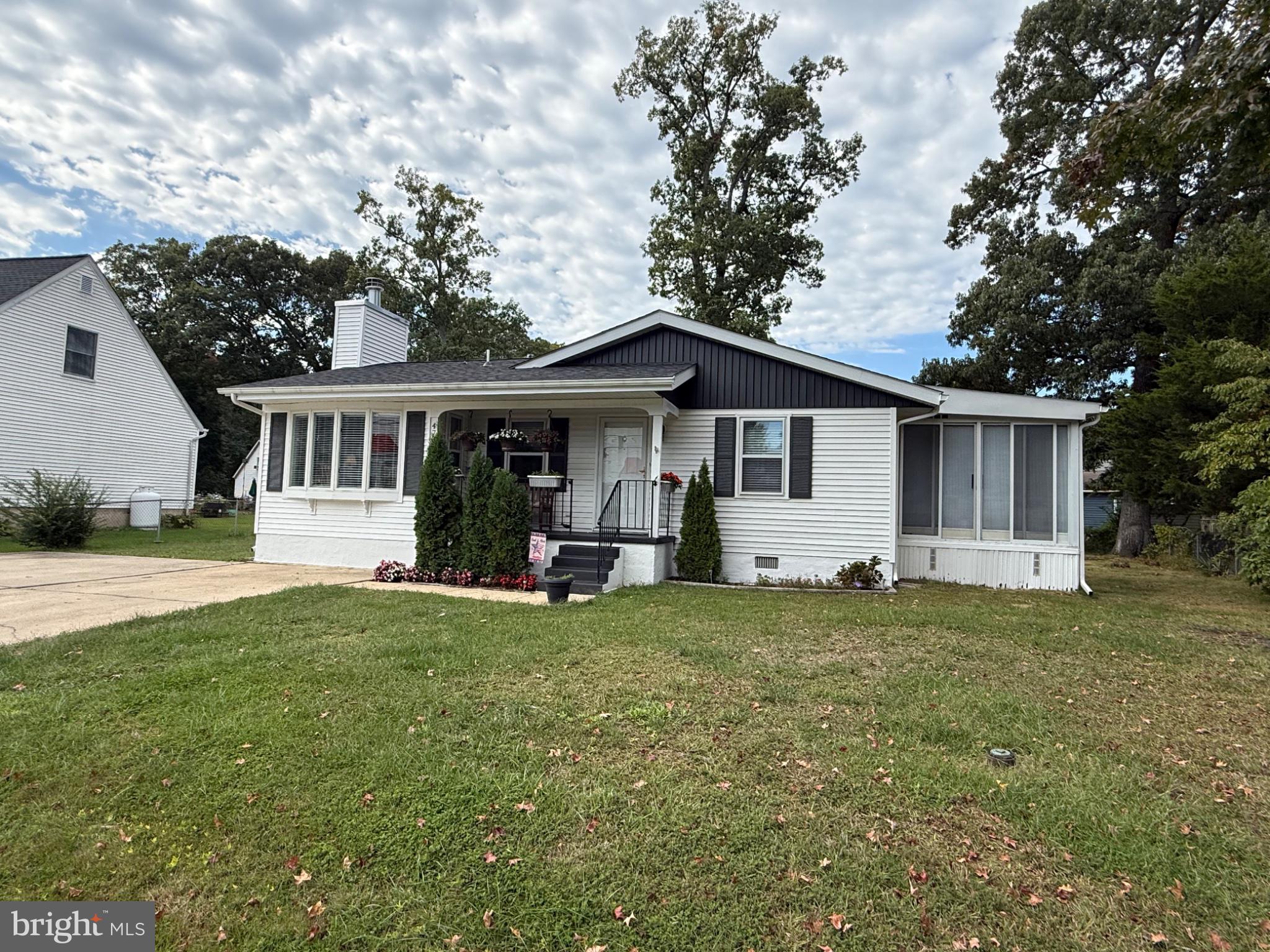4734 IDLEWILDE ROAD