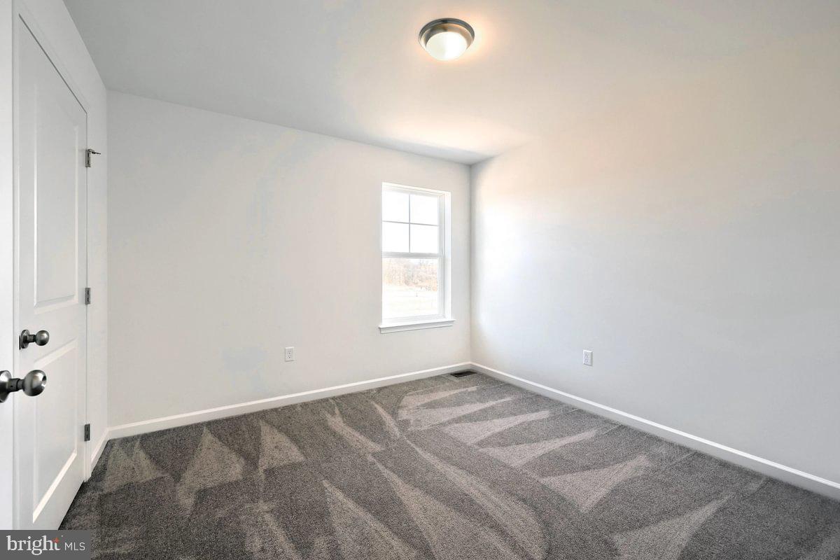 STONE MILL ESTATES - Residential