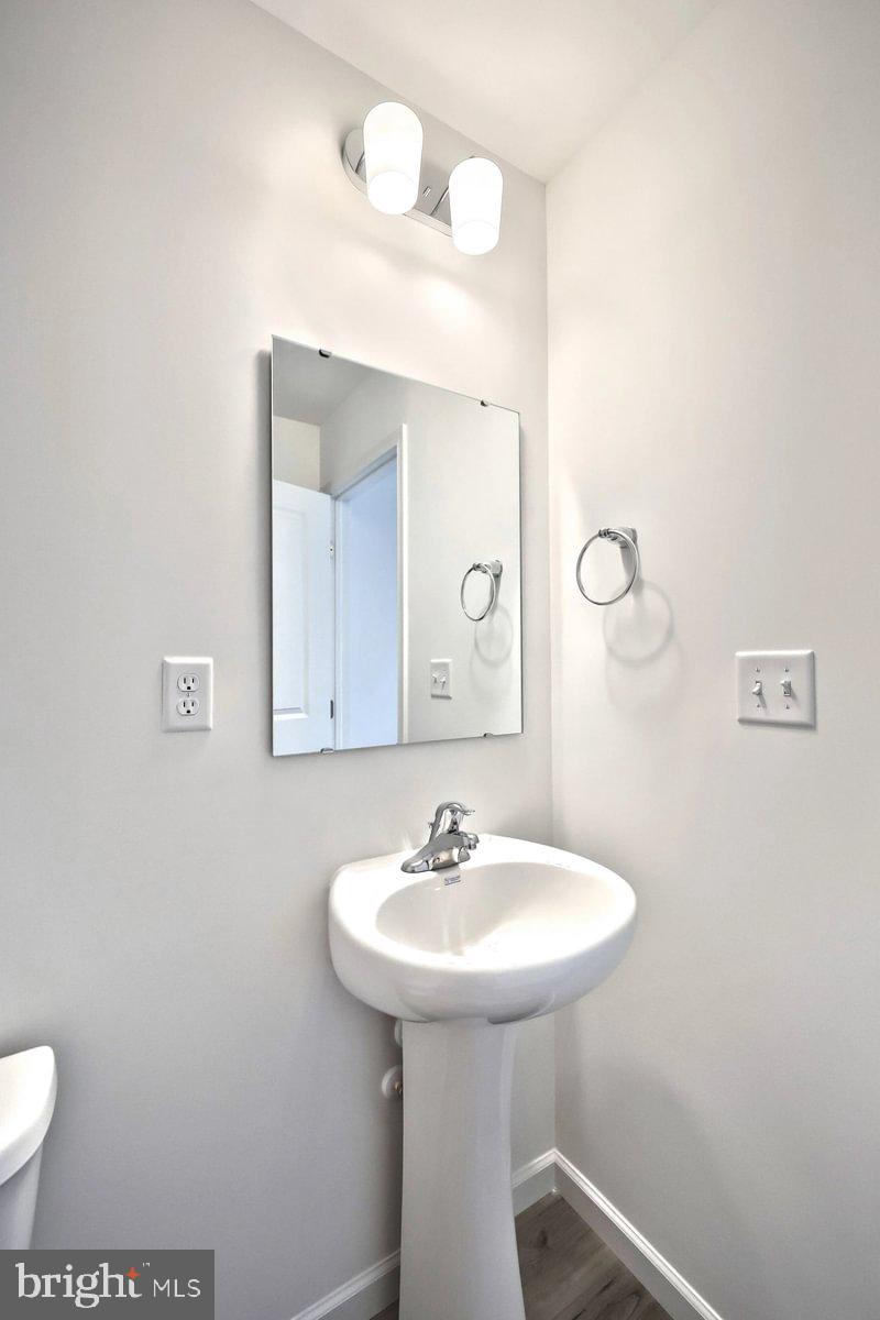 STONE MILL ESTATES - Residential