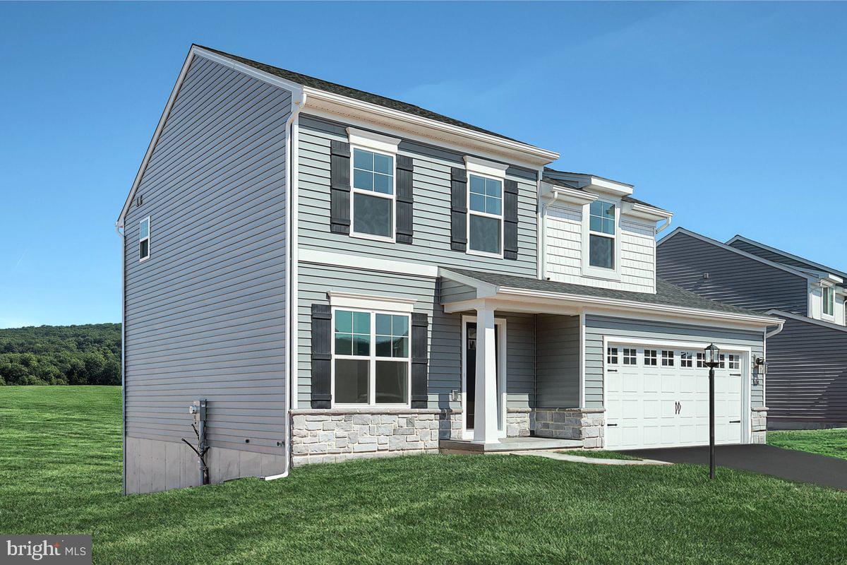 STONE MILL ESTATES - Residential