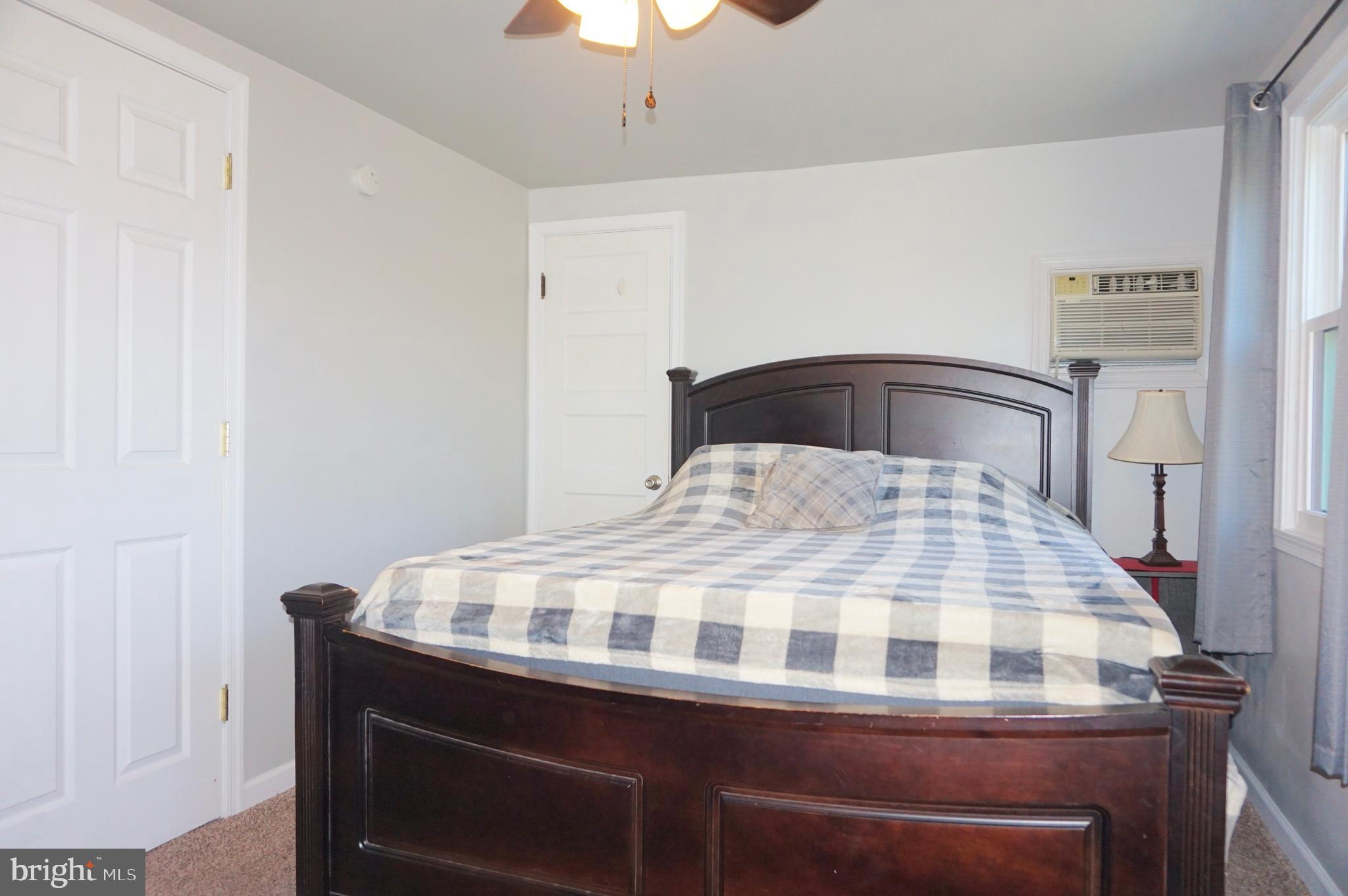 MILLERSBURG - Residential