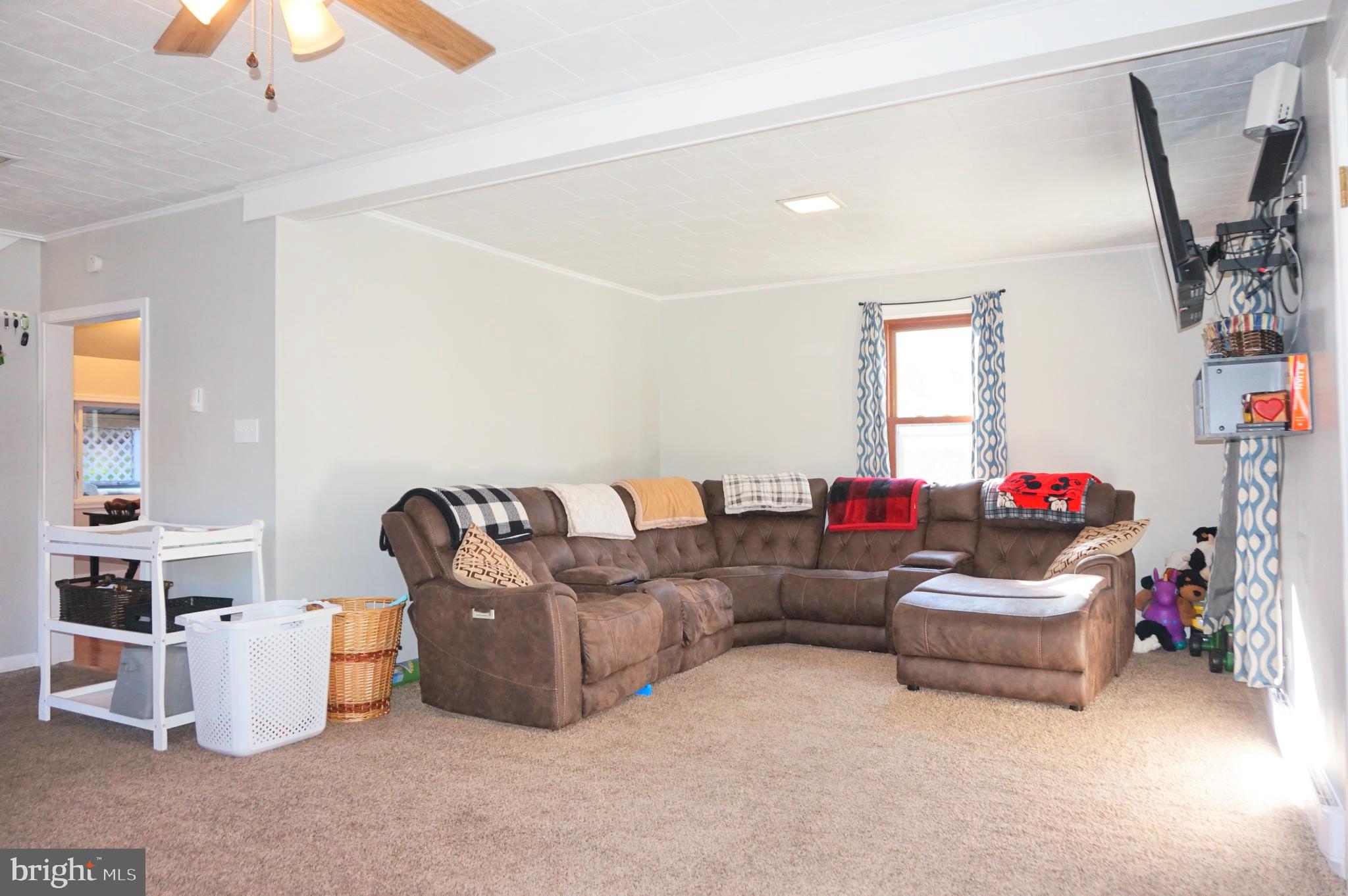 MILLERSBURG - Residential