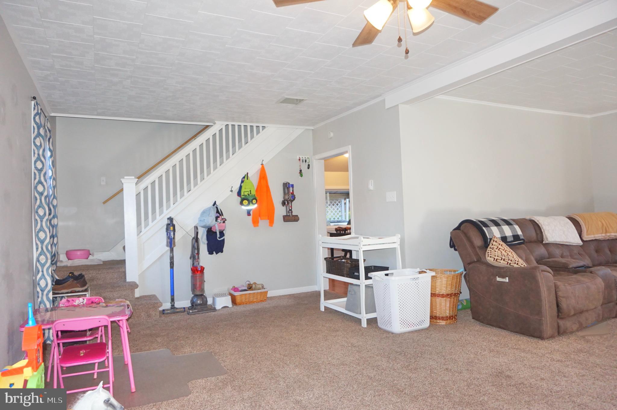MILLERSBURG - Residential