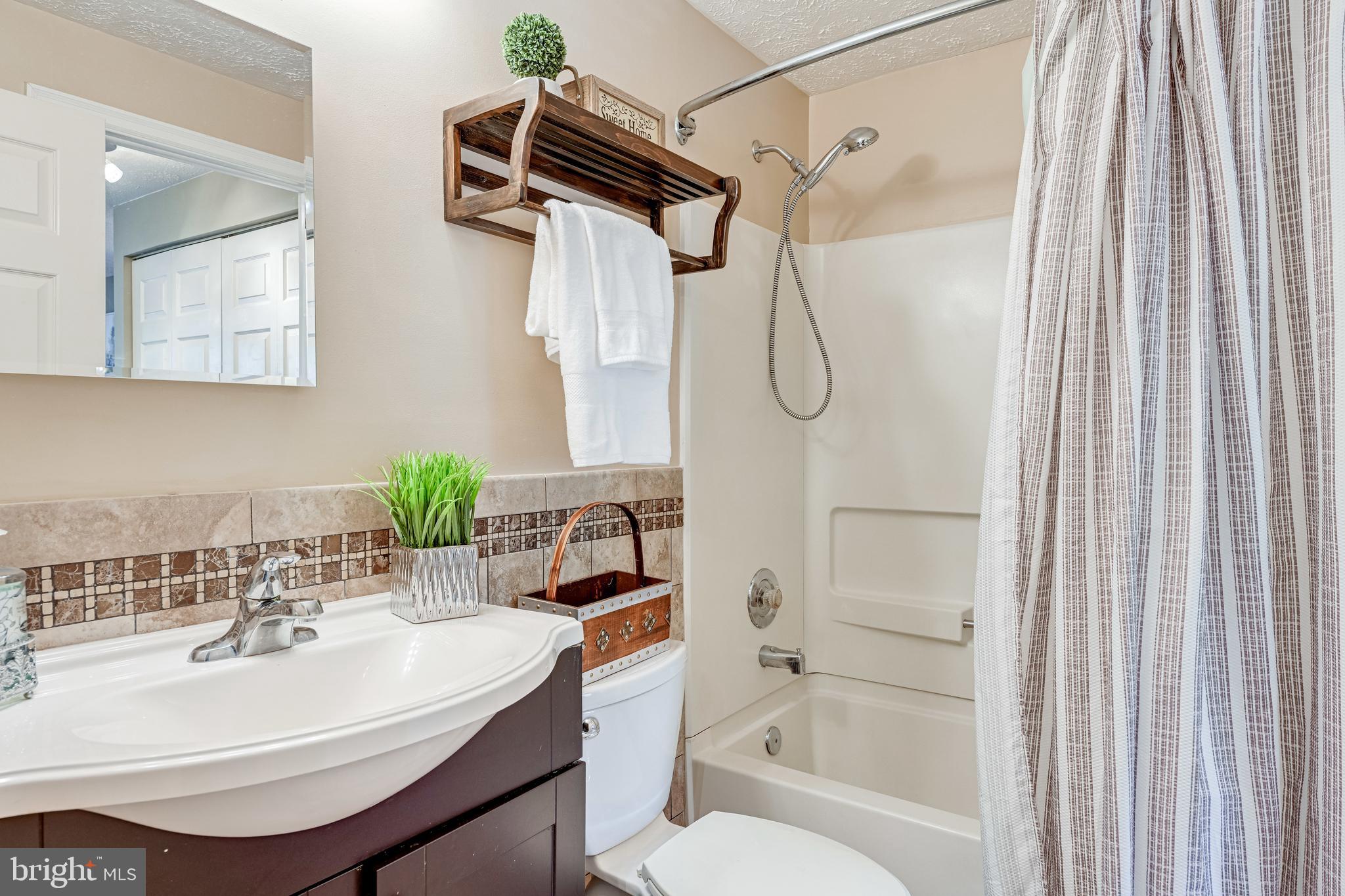 NEWINGTON HEIGHTS - Residential