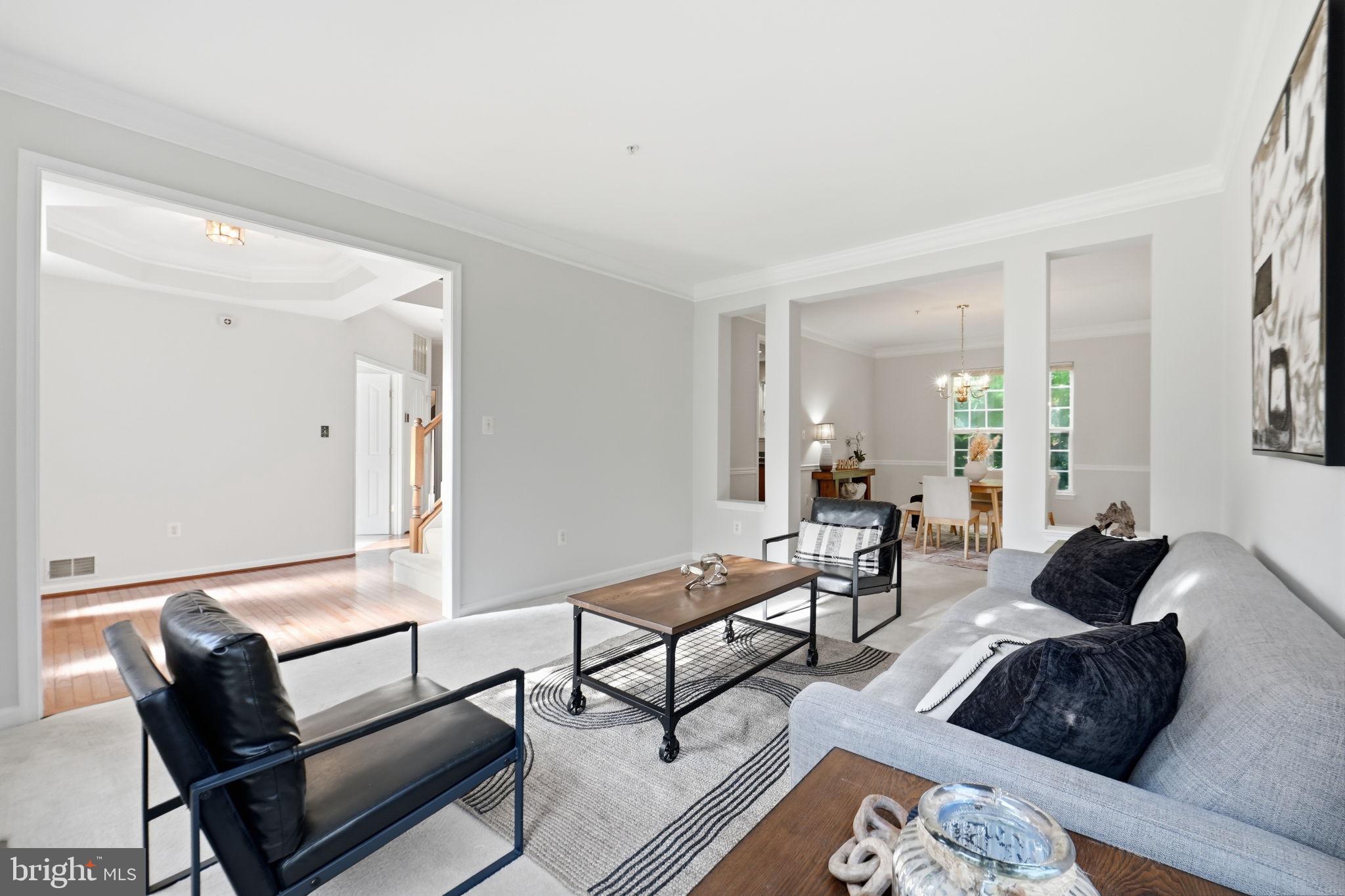 8105 OVERFIELD COURT