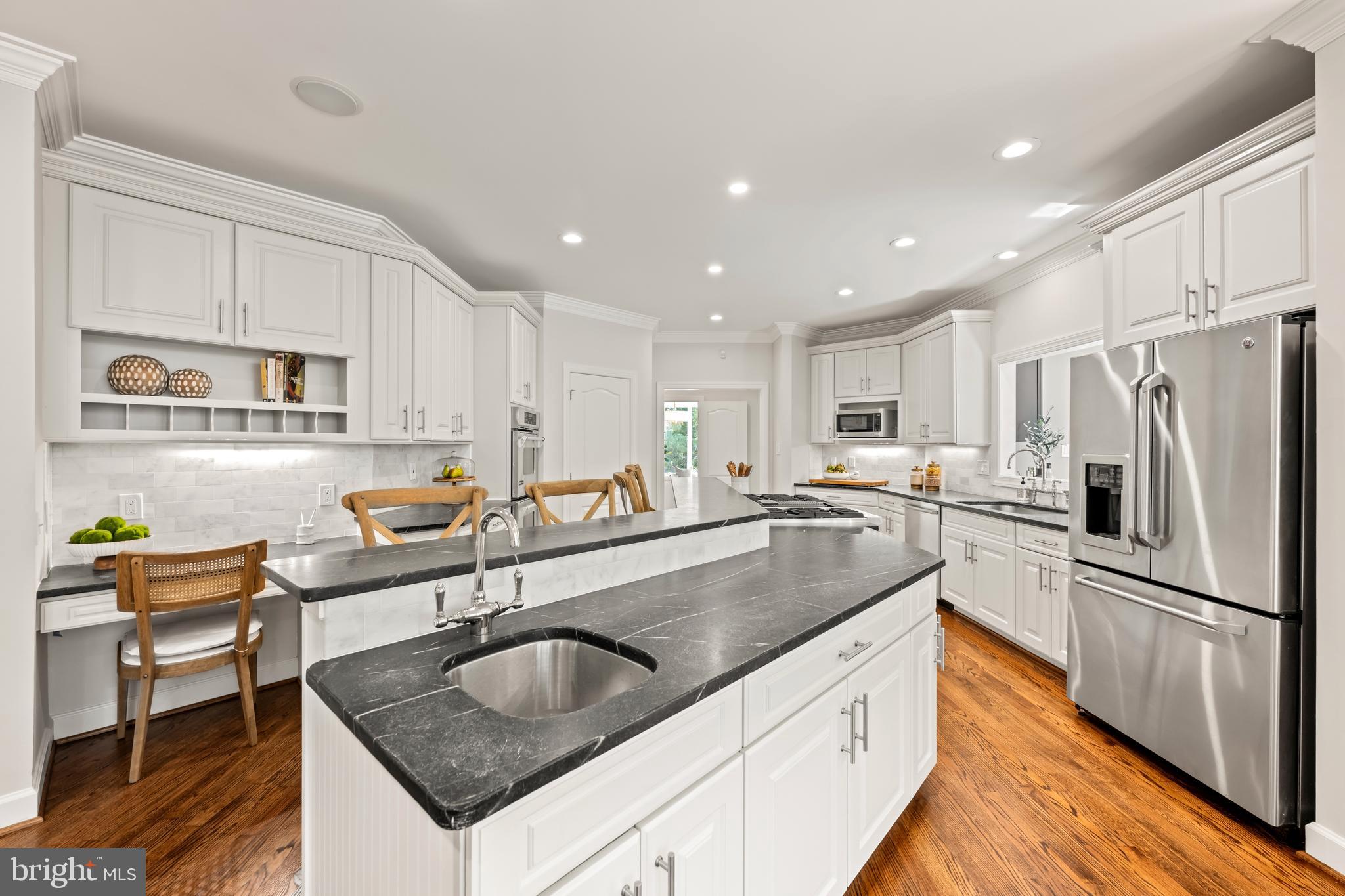 ESTATES AT LONGWOOD - Residential