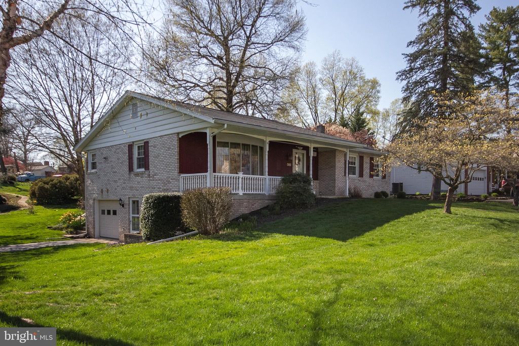 Photo of 10 N THIRTEENTH ST, COLUMBIA, PA 17512 (MLS # PALA2033628)