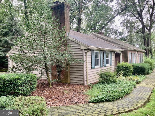 Photo of 120 Oakridge Drive, NEW HOLLAND, PA 17557 (MLS # PALA2097738)