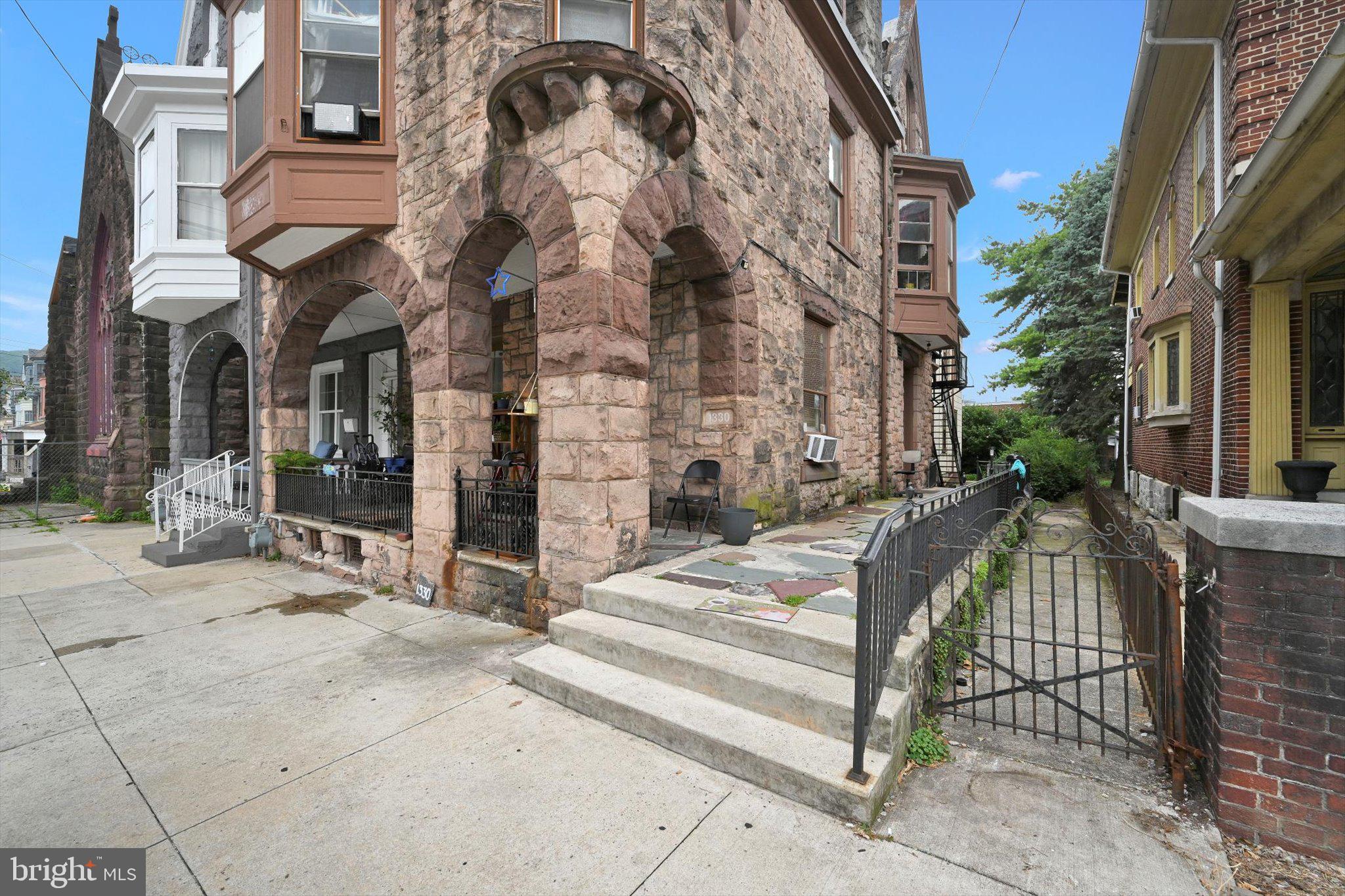 1330 PERKIOMEN AVENUE