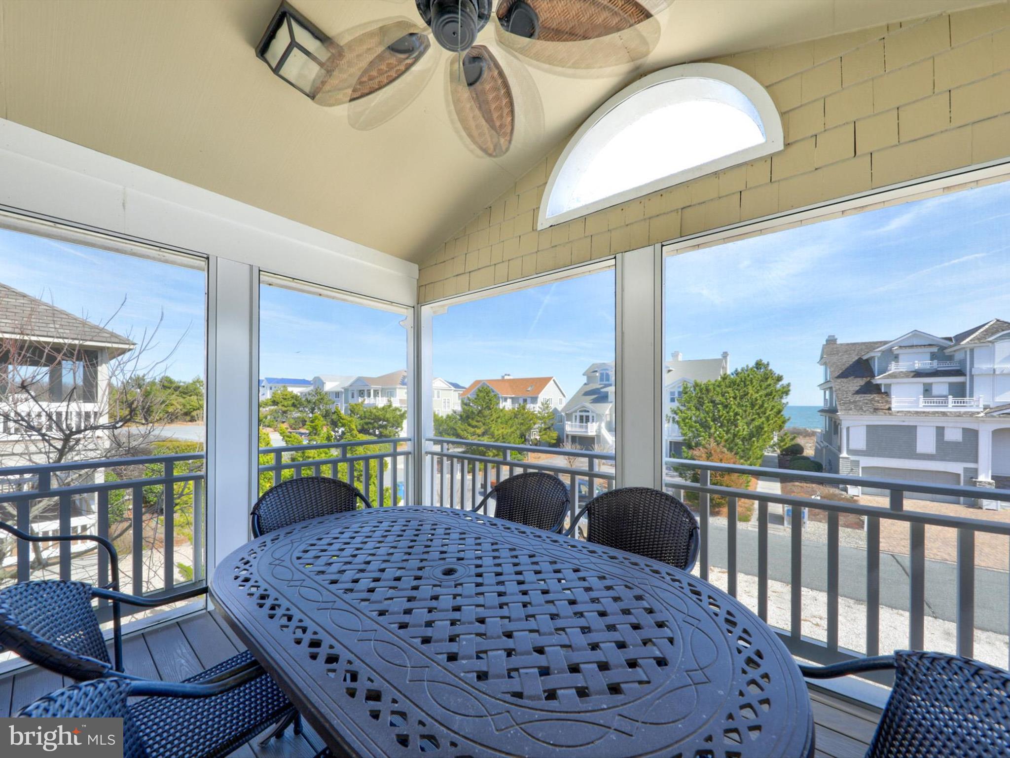 OCEAN RIDGE - Residential