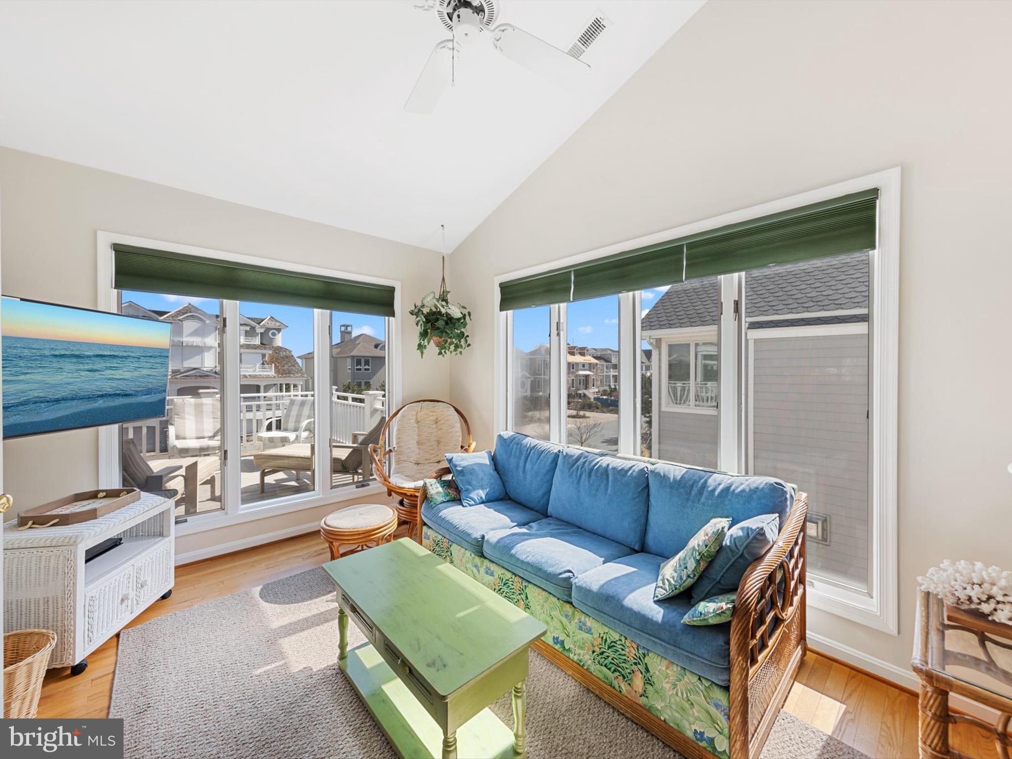 OCEAN RIDGE - Residential