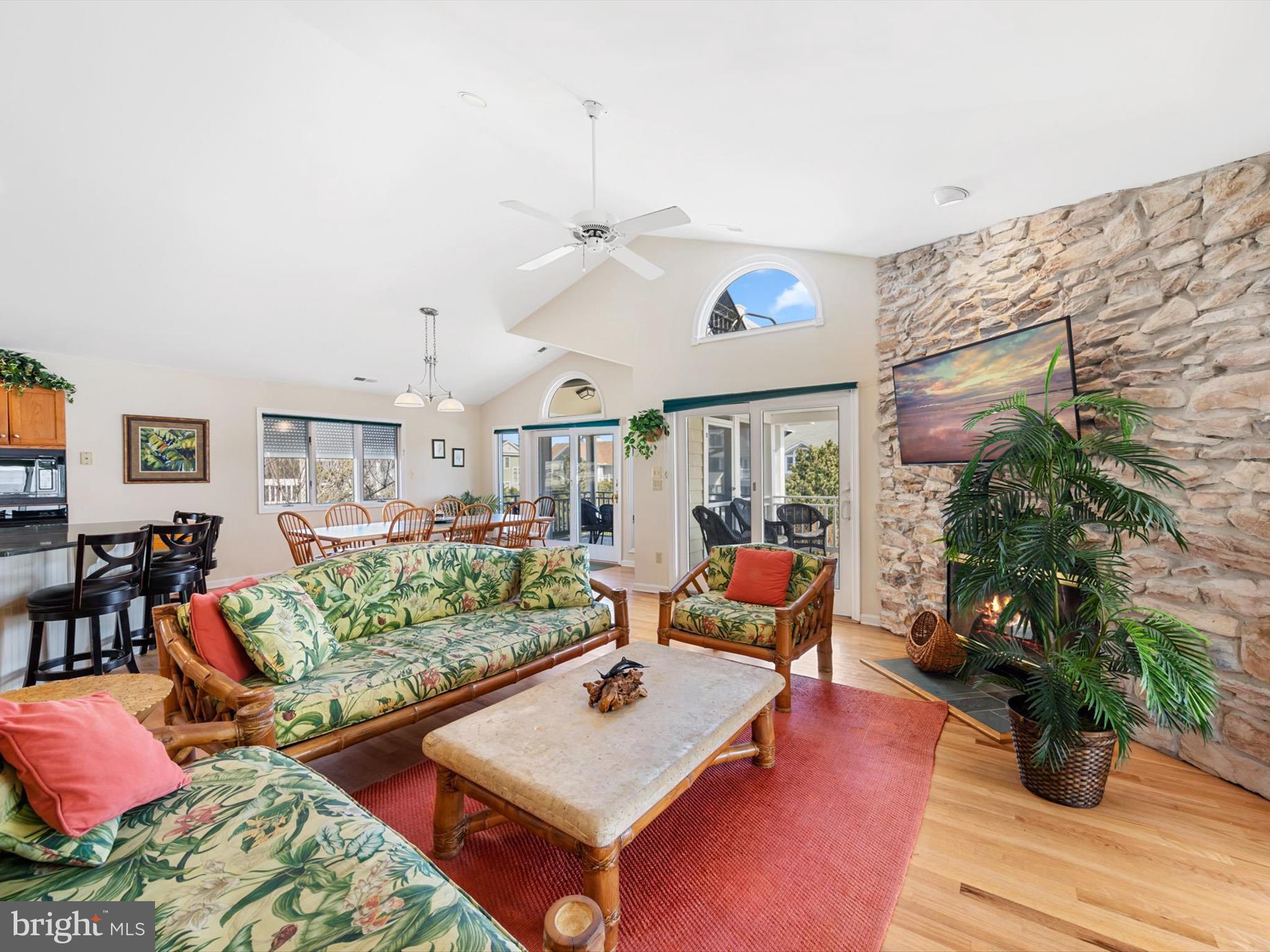 OCEAN RIDGE - Residential