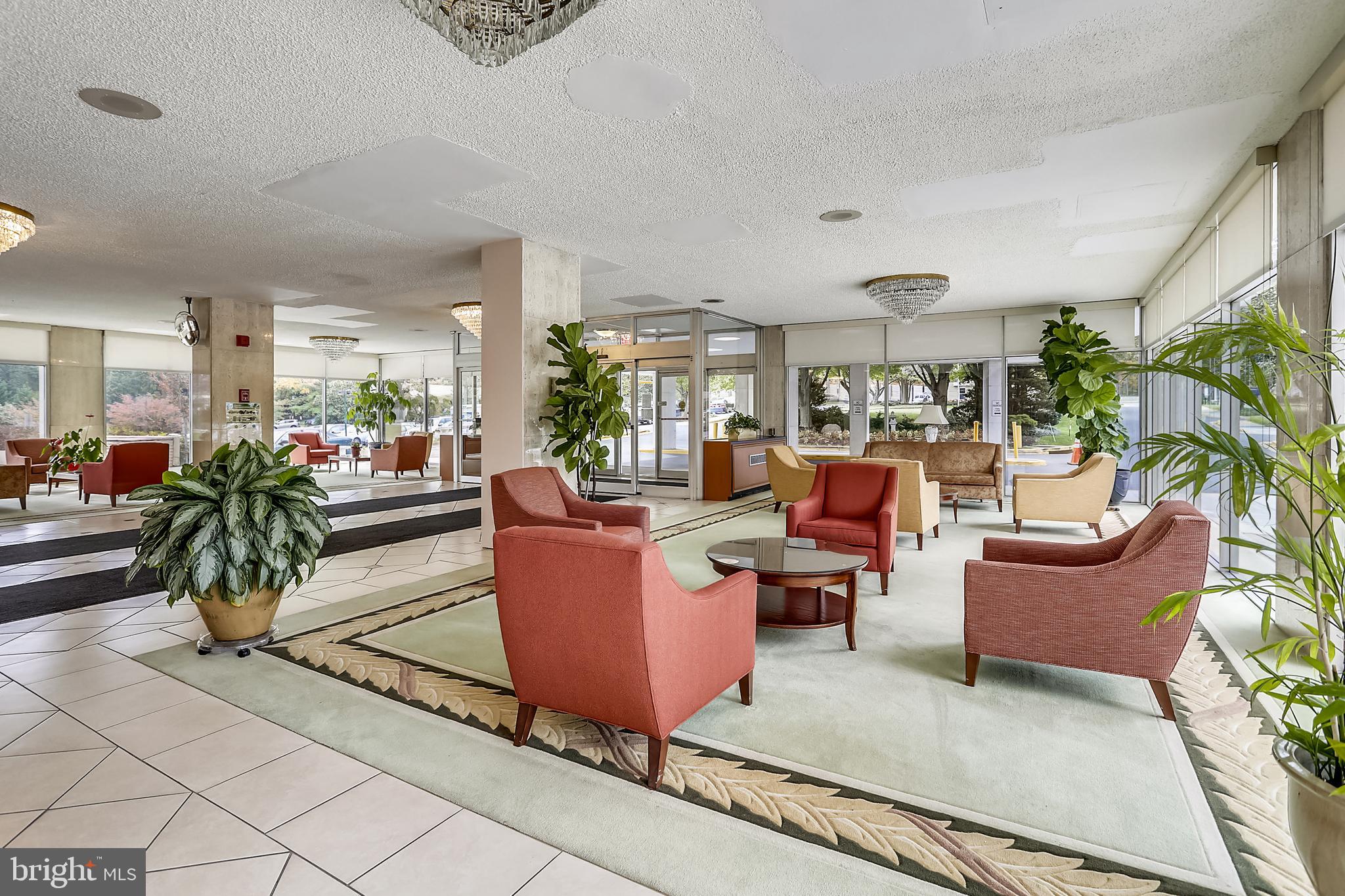 10201 GROSVENOR PLACE 1005