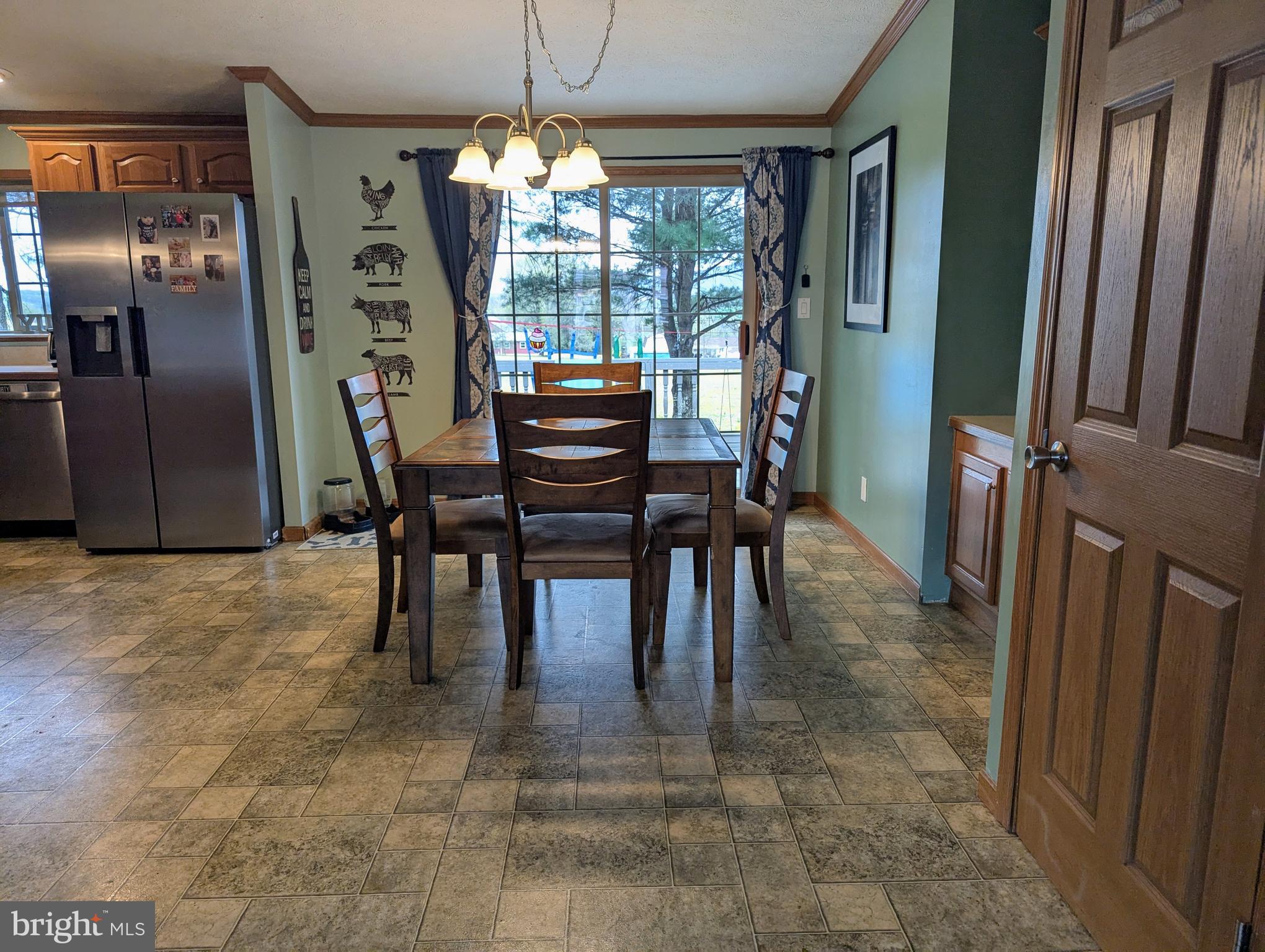 PLEASANT HILLS TR - Residential