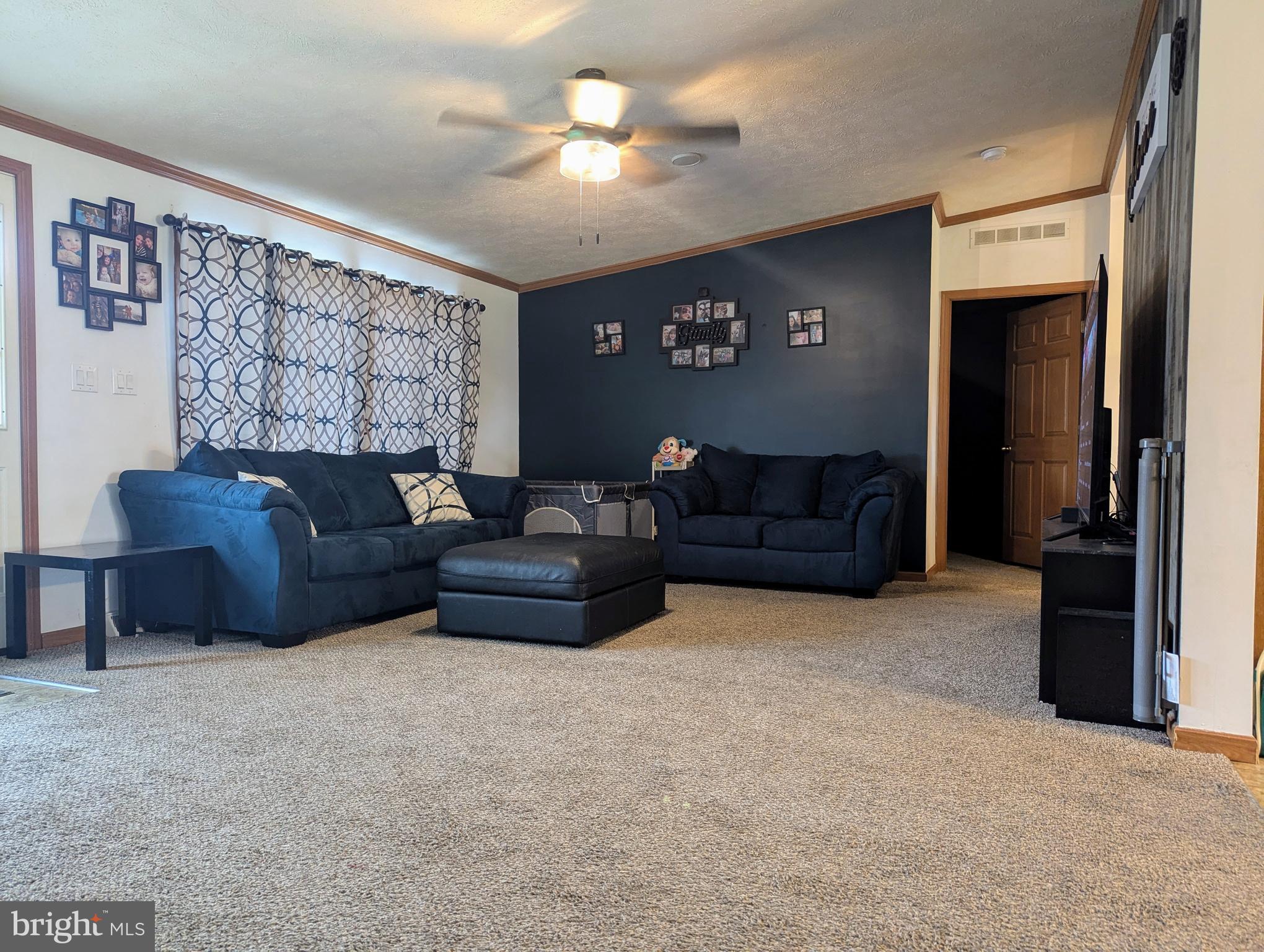 PLEASANT HILLS TR - Residential