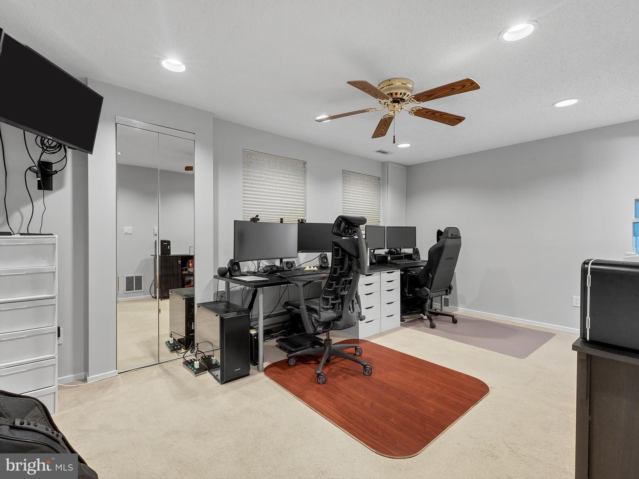 CHURCHILL TOWN SECTOR - Residential