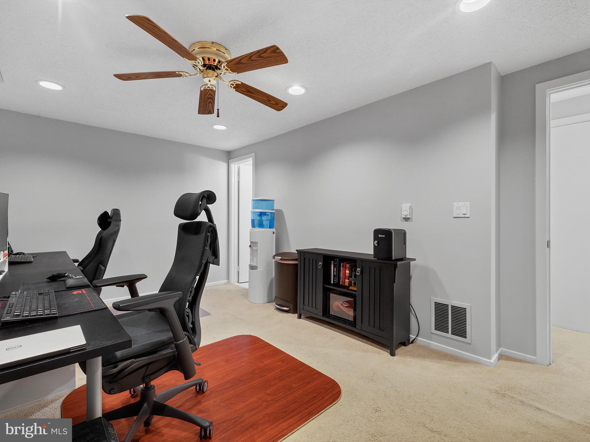 CHURCHILL TOWN SECTOR - Residential