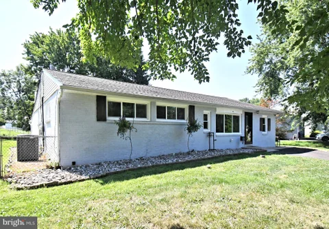 2023 Lockwood Lane, Feasterville Trevose, PA 19053 - #: PABU2127054