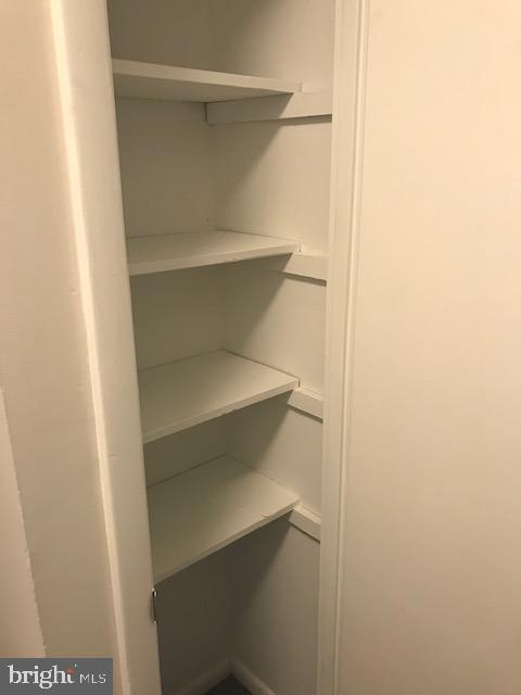 PINEWOOD SOUTH - Residential Lease