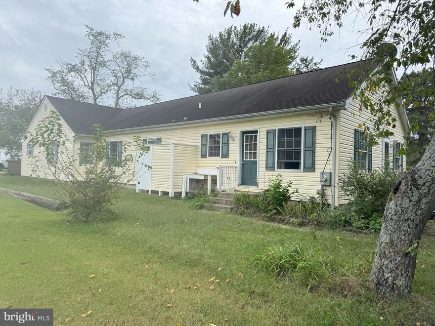 Great Investment Property! Has two living room areas, room for extended family members,  or large remote working space. Attic spans length of home with normal steps on one end and pull down steps on other end. 

Spacious Home in the Heart of Georgetown!!! Welcome to 602 E Laurel Street Ext, where the home offers comfort and convenience in a desirable Georgetown location.  This property features a spacious layout with multiple living areas, generously sized bedrooms, and flexible spaces ideal for today’s lifestyle. Whether you’re looking for a dedicated home office, entertainment room, or guest accommodations, this home delivers.  The kitchen provides ample storage and workspace, perfect for everyday living and hosting family gatherings. Currently, the home is owner-occupied.  Outside, enjoy a nice yard with plenty of space for gardening, recreation, future outdoor enhancements and great for your pets and children/grandchildren. Located close to a park and walking trail with security cameras, local shops, dining, schools, and major routes, this home combines small-town charm with everyday convenience. Just a short drive to the DE and MD beaches, the outside shower and tub offer easy clean up before going in!!  Whether you’re seeking a primary residence or an investment opportunity, 602 E Laurel Street Ext offers exceptional potential in a growing area of Sussex County