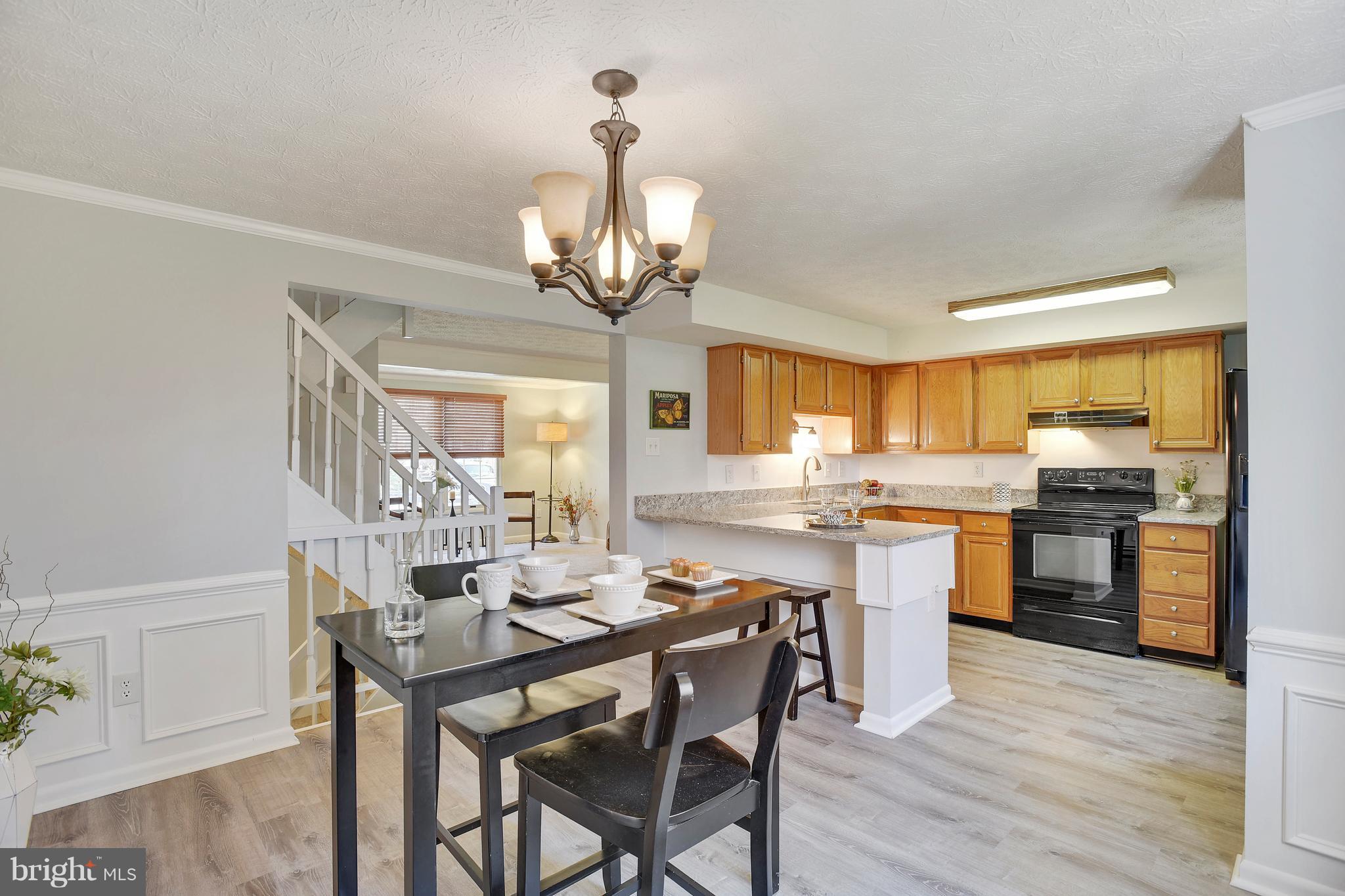 RESTON - Residential