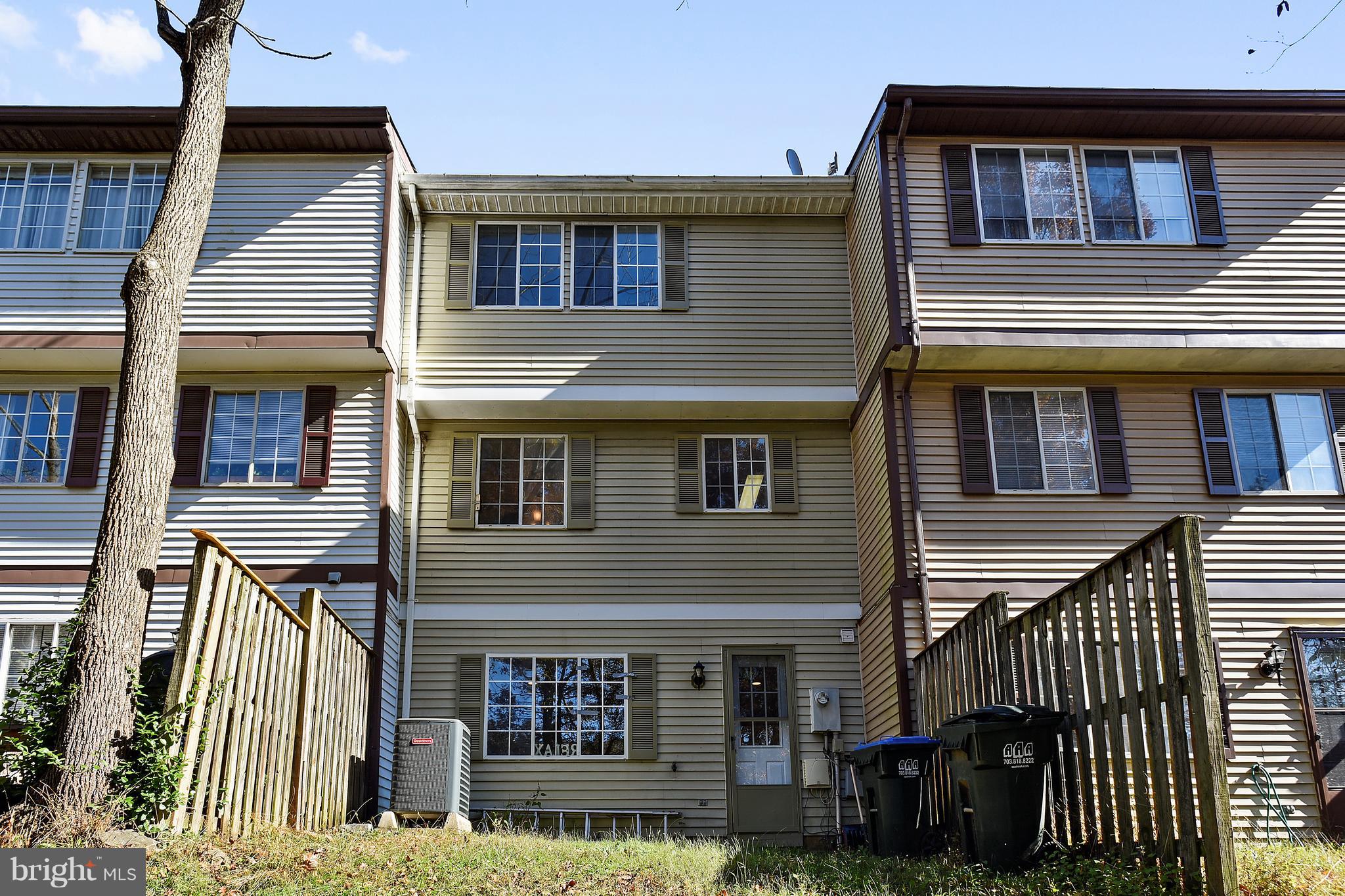 RESTON - Residential