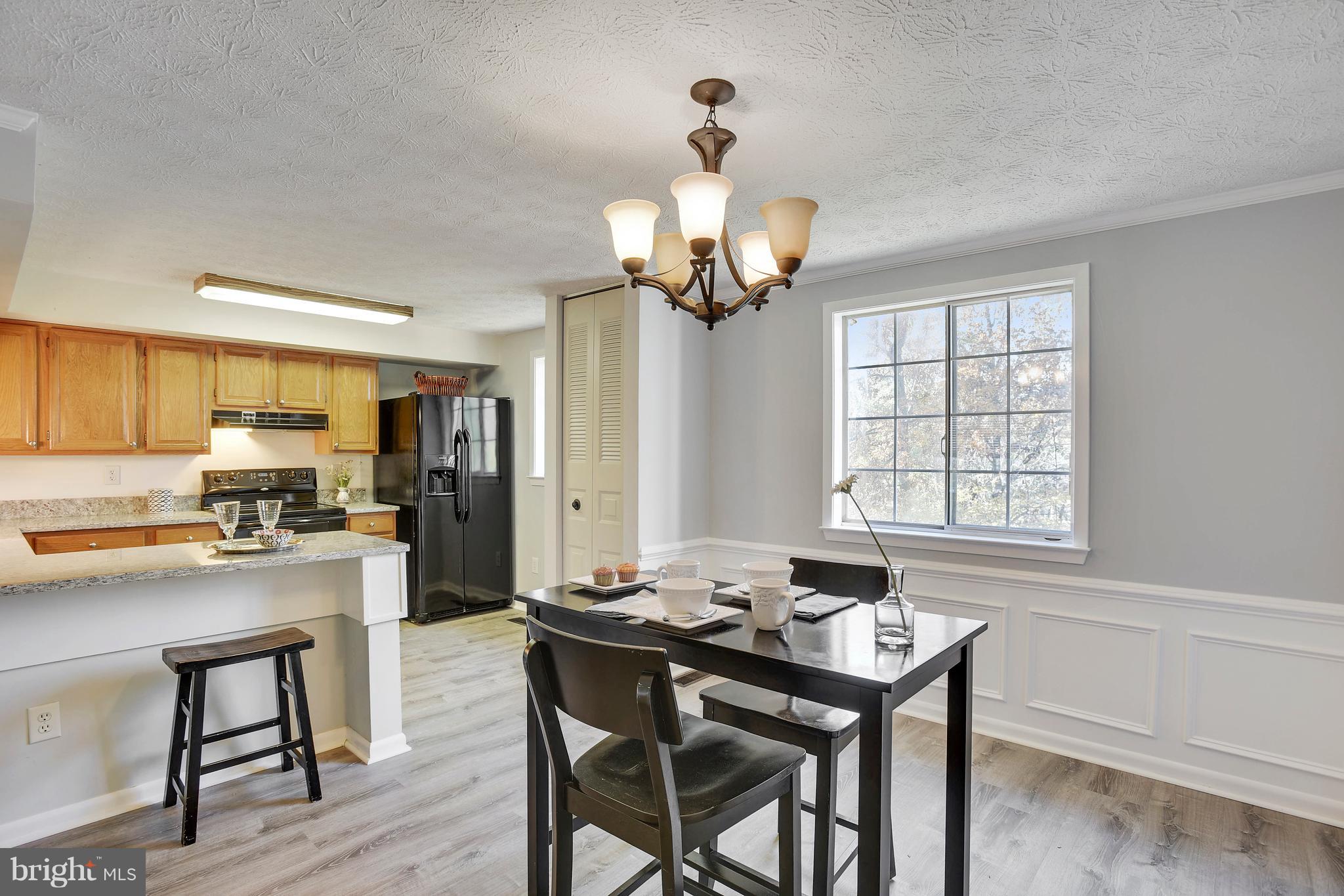 RESTON - Residential