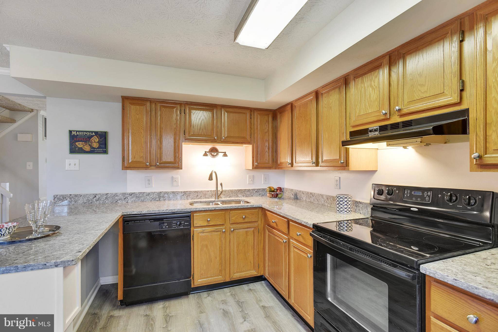 RESTON - Residential