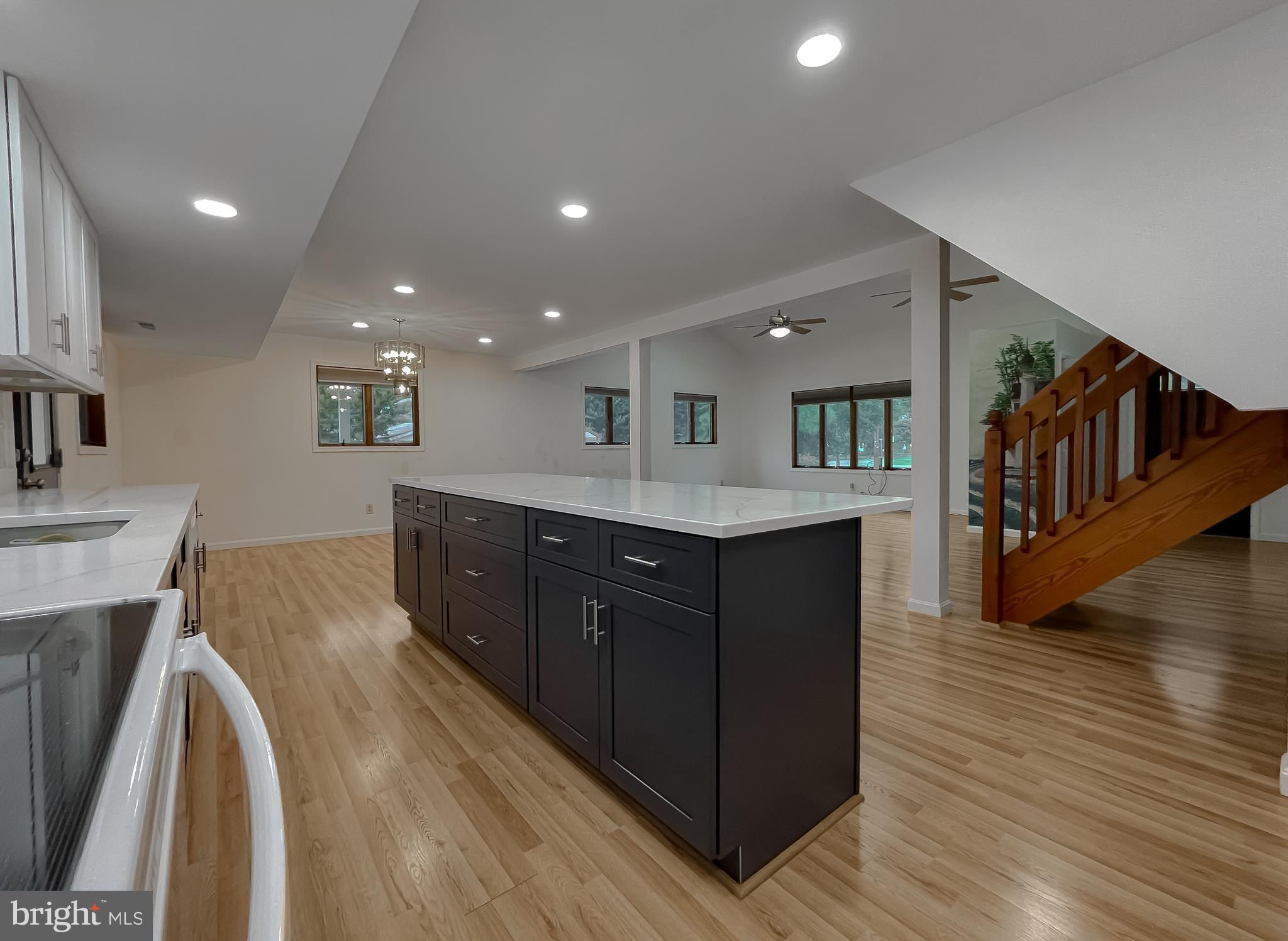 COVE POINT - Residential