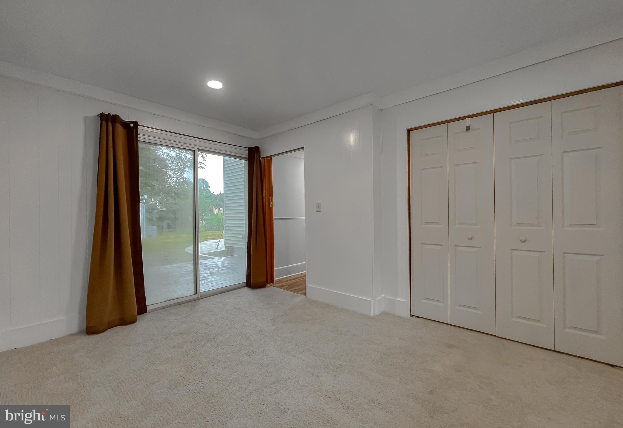 COVE POINT - Residential