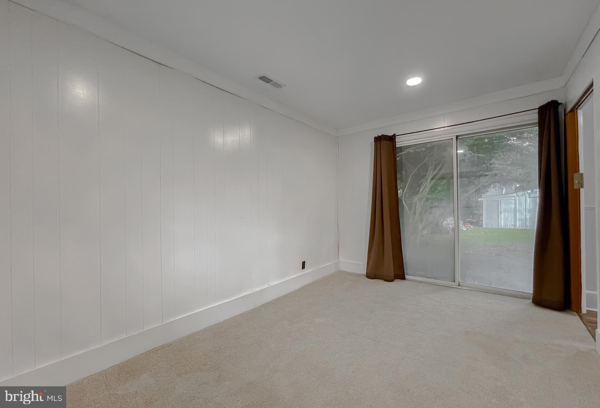 COVE POINT - Residential