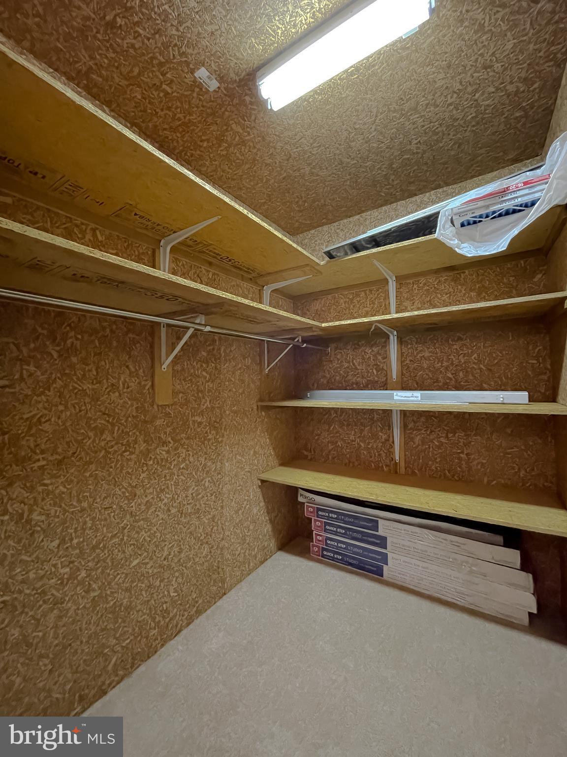 COVE POINT - Residential