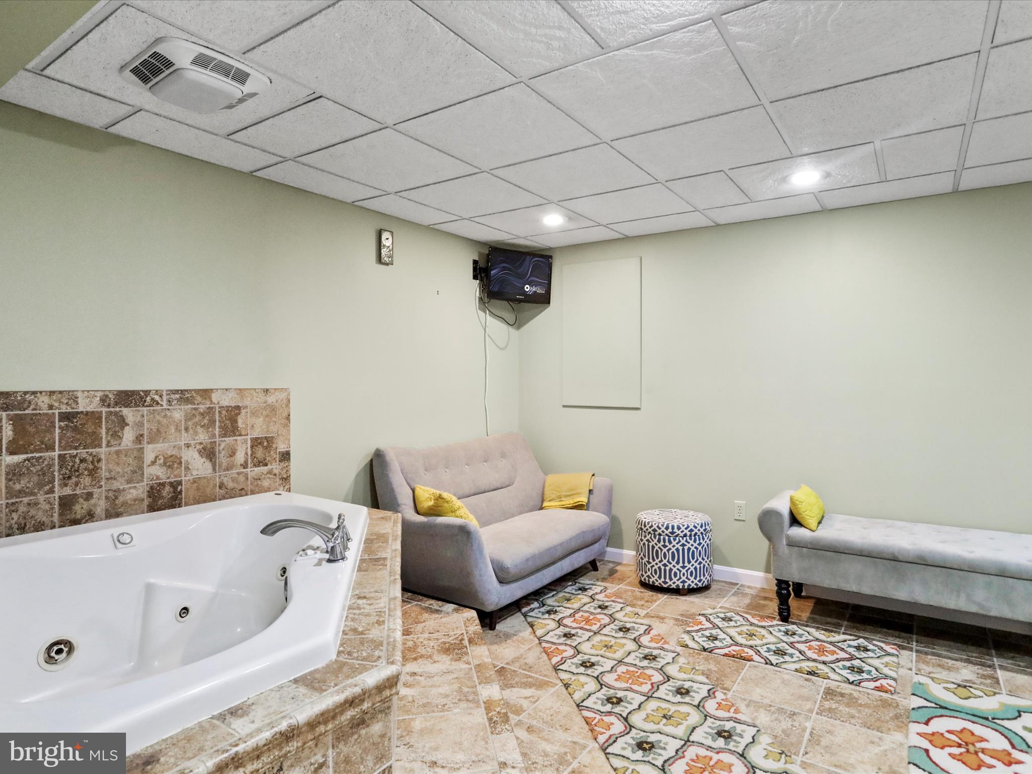 PARKSIDE ESTATES - Residential