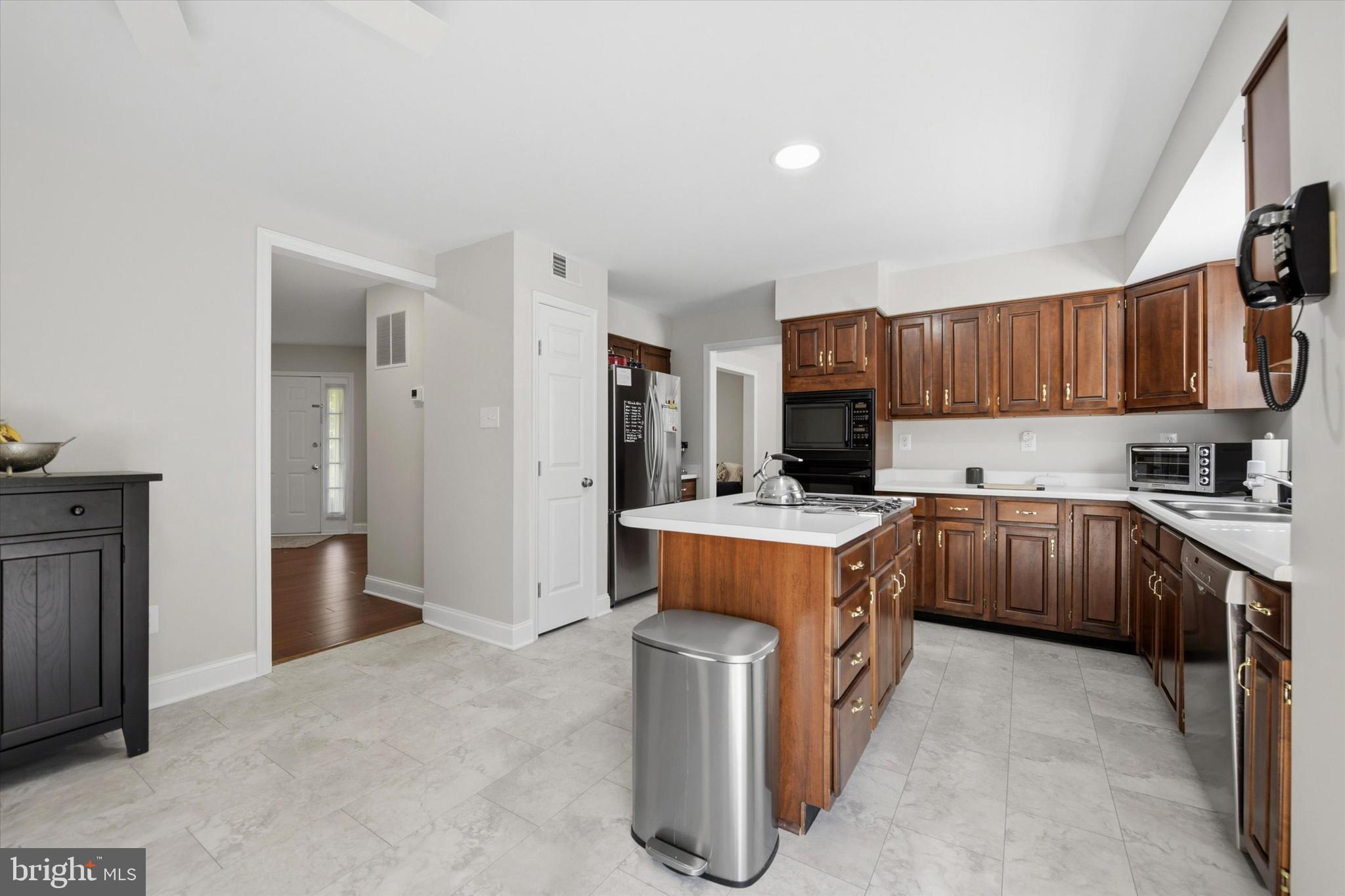 BALMORAL - Residential