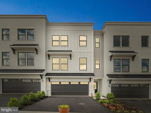 00 RIVER TRAIL CIRCLE FINLEY II KING OF PRUSSIA PA 19406
