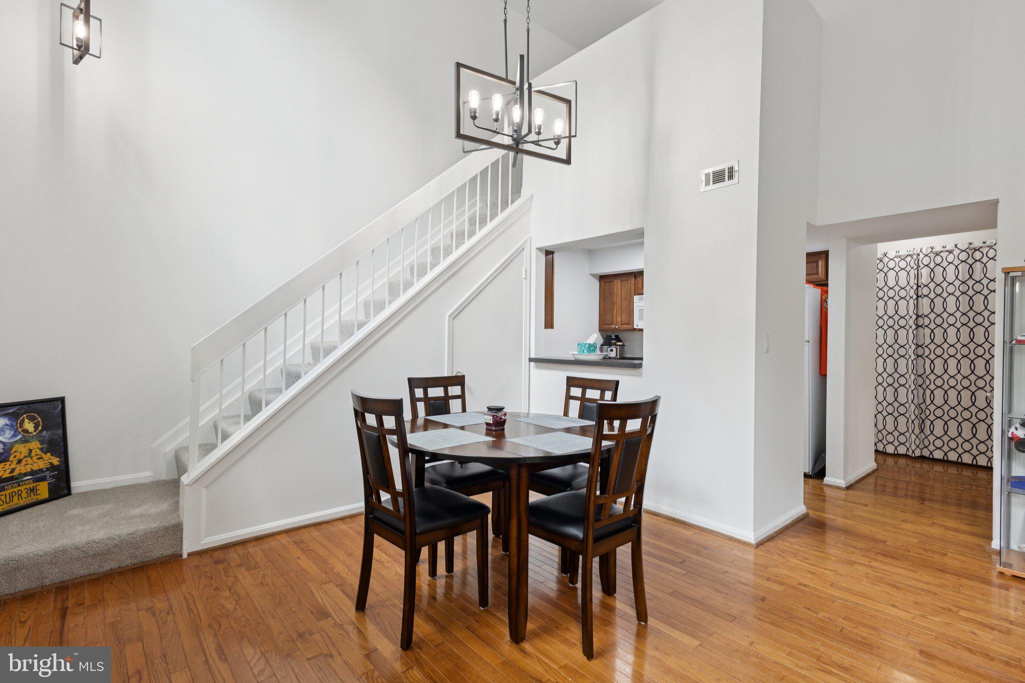 5807 ORCHARD HILL COURT 5807
