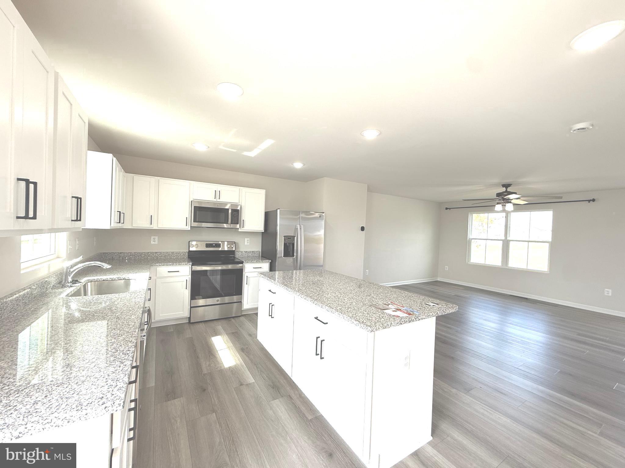 CARDINAL POINTE - Residential Lease