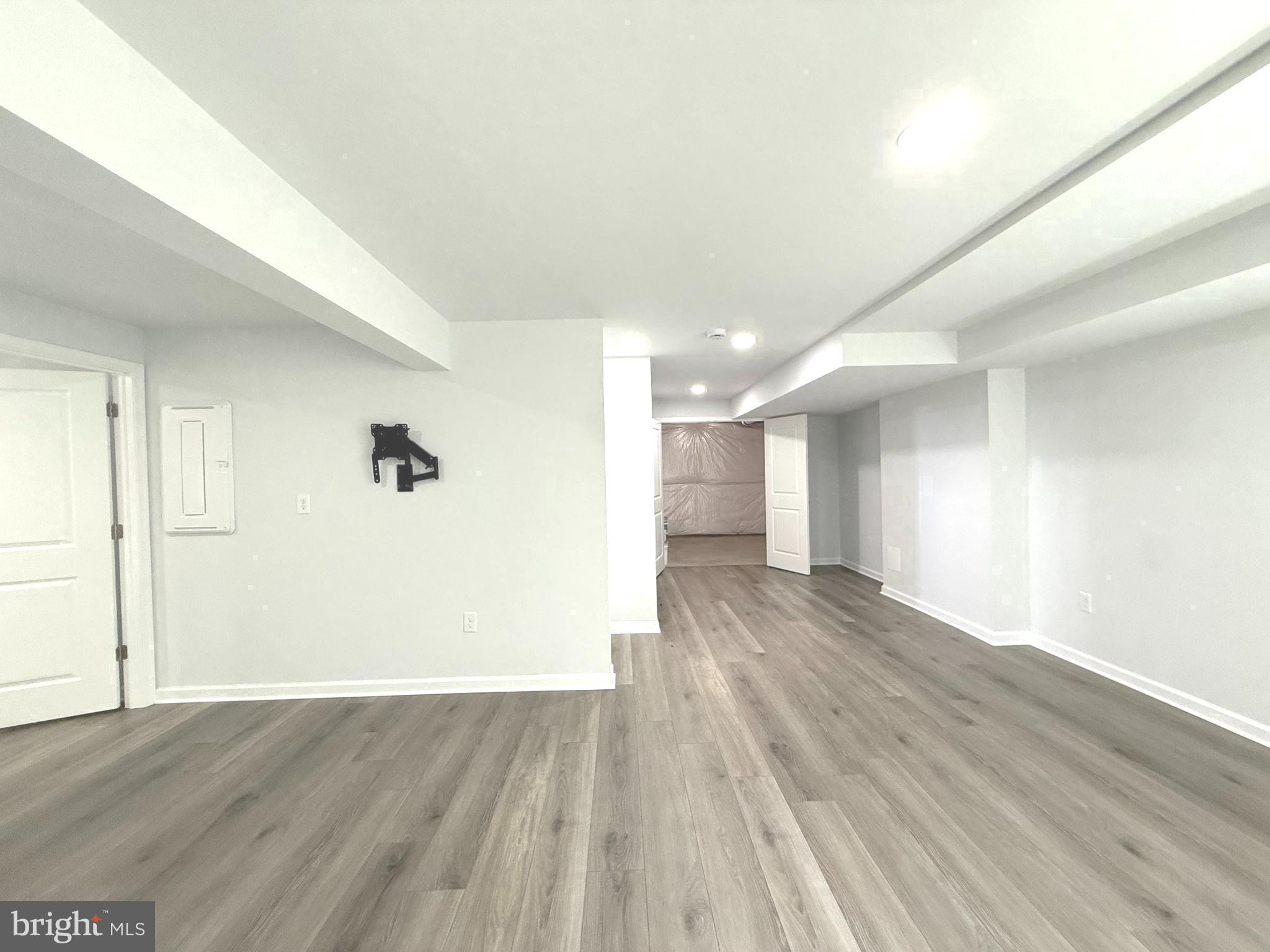 CARDINAL POINTE - Residential Lease