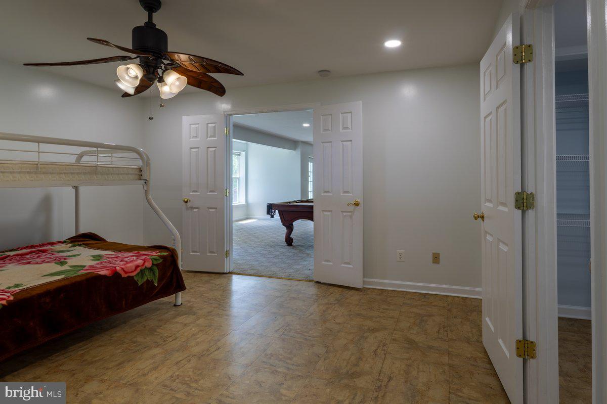 MADISON GROVE - Residential