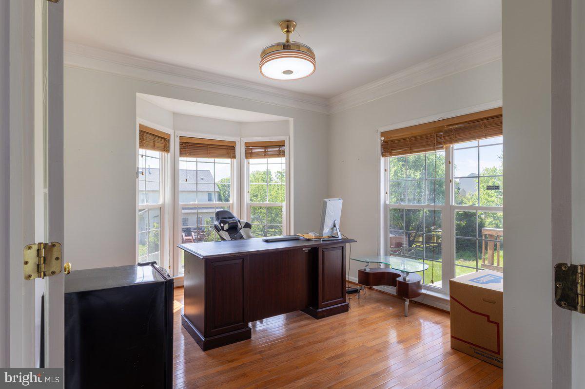 MADISON GROVE - Residential