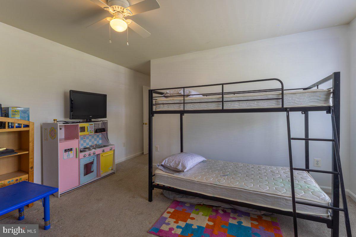 MADISON GROVE - Residential