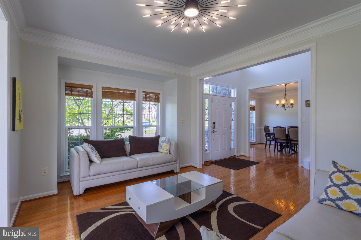 MADISON GROVE - Residential