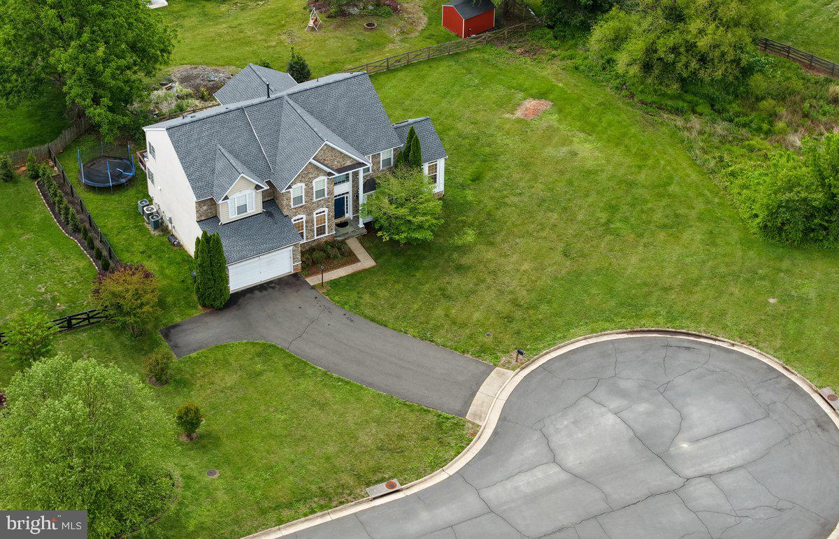 MADISON GROVE - Residential
