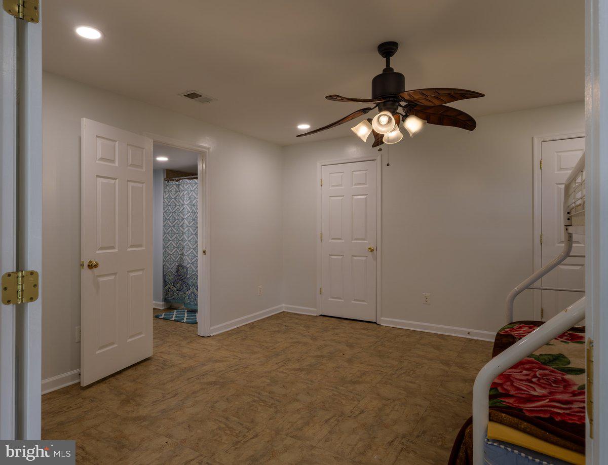 MADISON GROVE - Residential