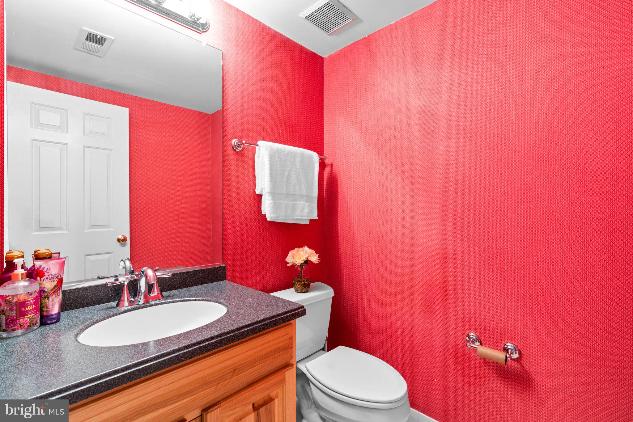 CHEVY CHASE COMMONS - Residential