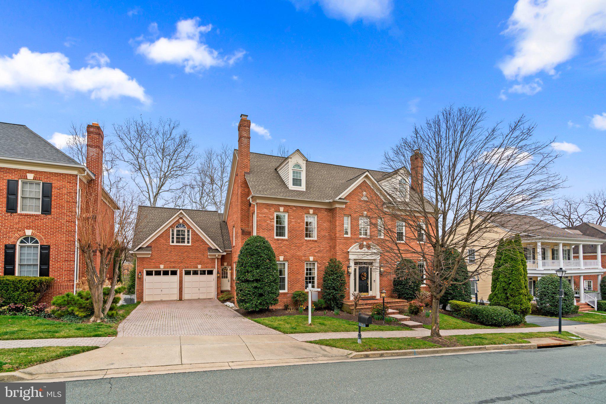 CHEVY CHASE COMMONS - Residential