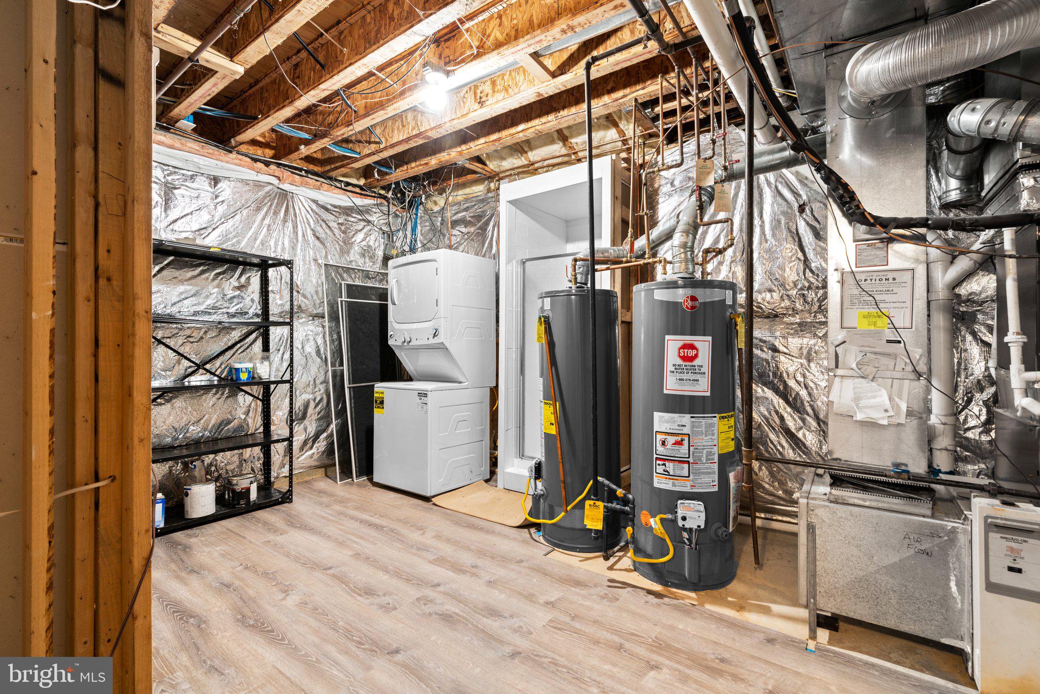 CHEVY CHASE COMMONS - Residential