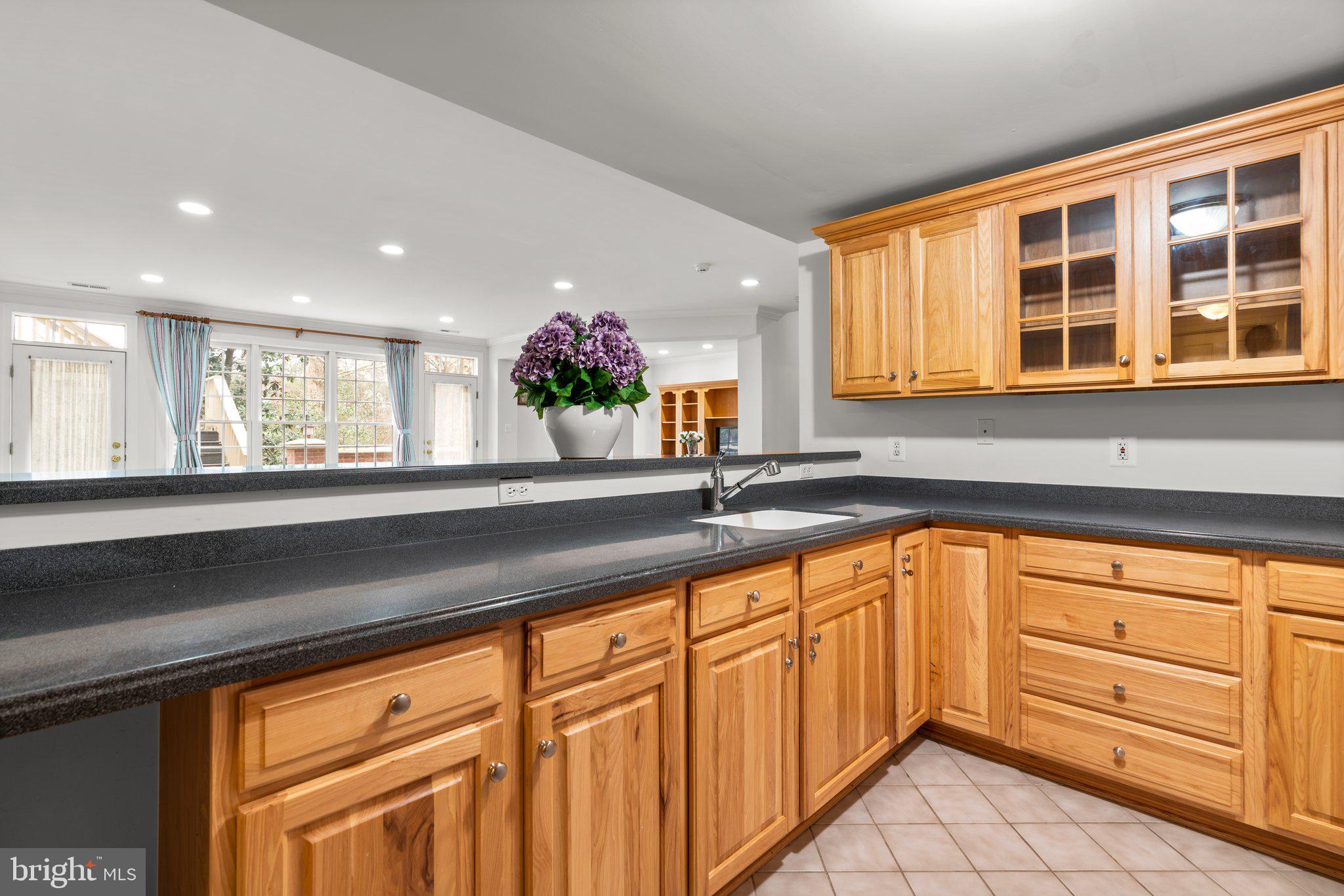 CHEVY CHASE COMMONS - Residential